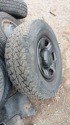 pneus 16 com rodas s10 2 unidades