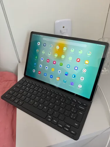 Tablet Samsung S7 FE + capa teclado original