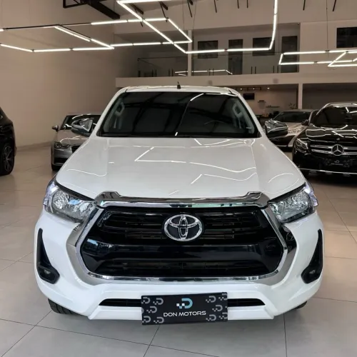 Toyota Hilux CD SR 4X4 2.8 TDI Diesel Aut. 2024