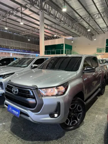 Toyota Hilux CD SR 4X4 2.8 TDI Diesel Aut. 2024