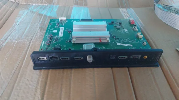 Placa para tv smart 50"