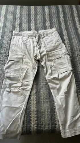 Calça cargo (ZARA)