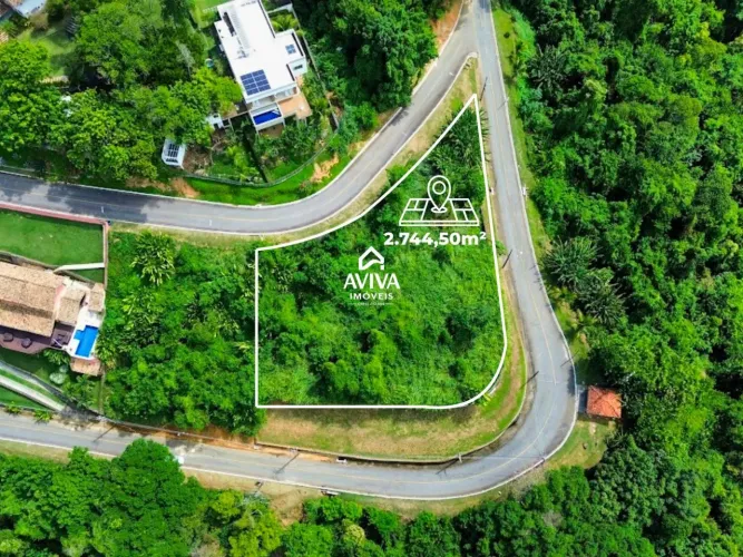 Oportunidade única no Condomínio Portogalo!