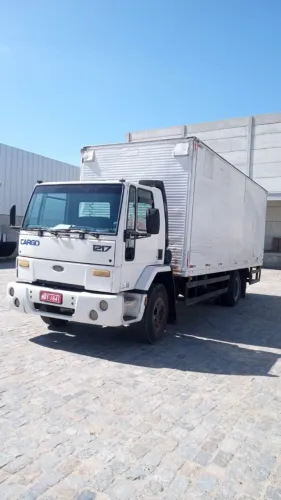 Cargo 1217 Toco bau Repasse