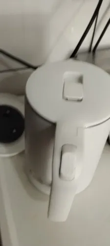 Chaleira elétrica não esquenta