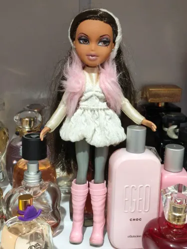 Bratz Yasmin Pink Winter Dream Original 2012