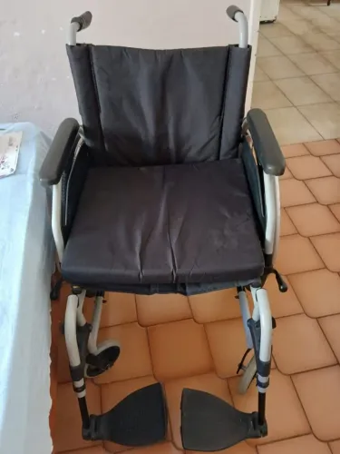 Cadeira de Rodas