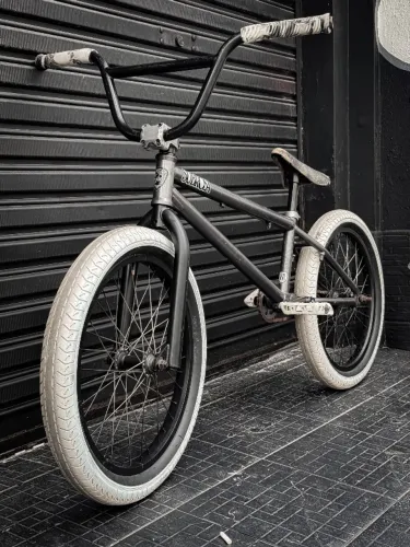 Bicicleta Bike BMX Usada