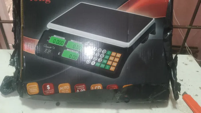 Balança nova com bateria recarregável