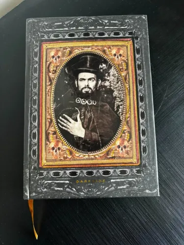 Livro Zé do Caixão: Maldito - A Biografia