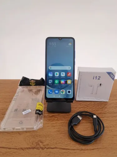 Celular usado redmi 9a 32gb + capinha e fone novo + ótimo estado