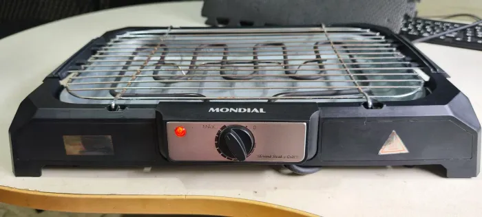 GRILL (GRELHA ELÉTRICA) MONDIAL - PARCELO 3X NO CARTÃO. 