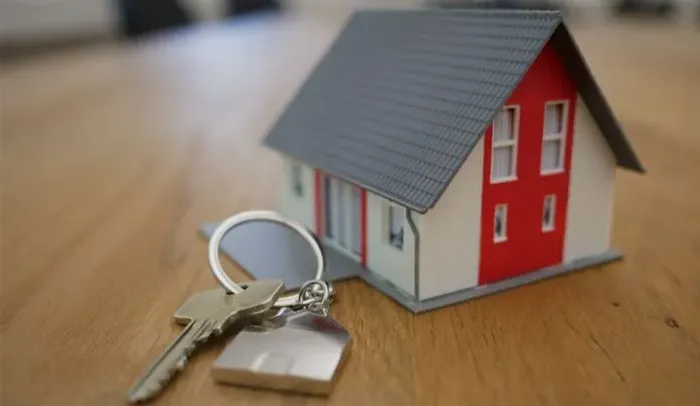 Imobiliária de grande porte chegando em Petrópolis. Estamos contratando corretor com CRECI