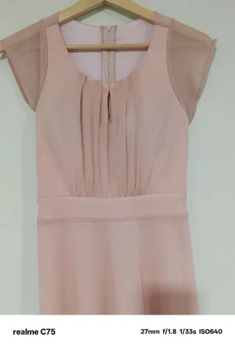 Vestido de festa romântico