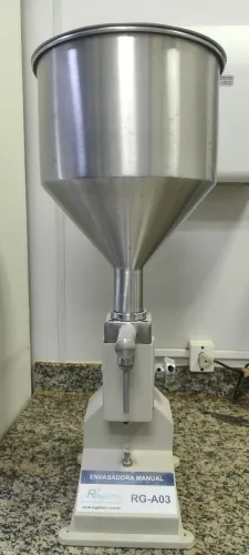 Envasadora manual Para Líquidos e Pastosos 5 a 50ml