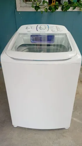 Máquina de lavar 16 kg