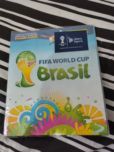 ÁLBUM DA COPA DE 2014 COMPLETO