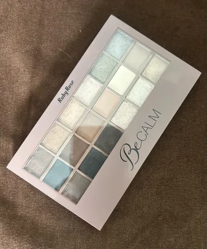 Paleta de Sombras Be Calm Ruby Rose