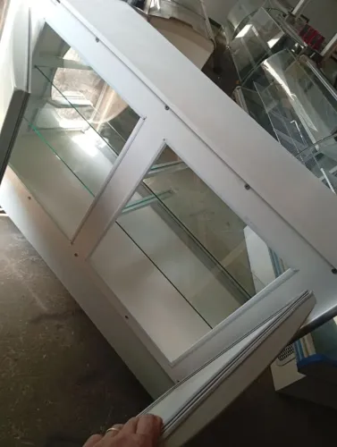 Vitrine seca pra quitandas tamanho 1,38 semi nova 