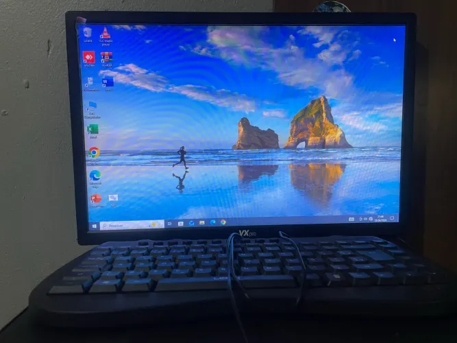 Vendo Pc completo CPU e Monitor.