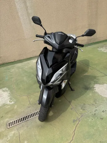 Moto zerada tudo em dia