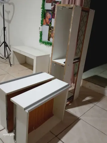 Bancada com 2 gavetas com vidro pra Barbearia