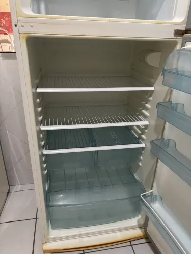 Vendo geladeira duplex