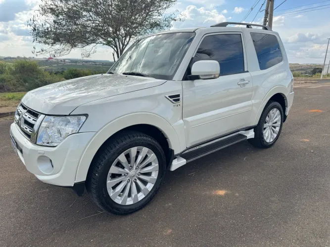 Mitsubishi Pajero HPE Full 3.8 V6 250cv 3P Aut. 2012