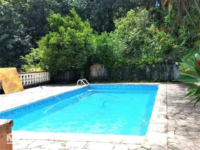 Casa com 4 dormitórios à venda, 3860 m² por R$ 655.000,00 - Condomínio Hari Country Club -
