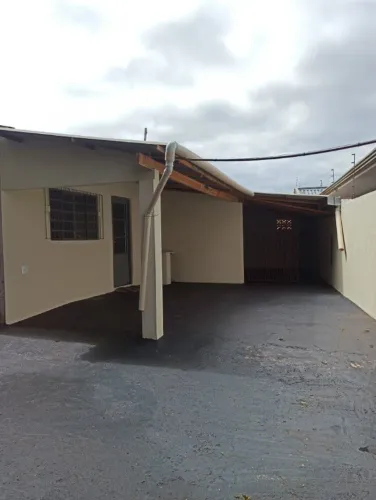 Kitnet 700,00 Com 2 comodos grande + 1 banheiro em Apucarana Locacao otima localizacao
