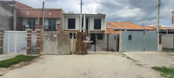 Sobrados Modernos à Venda no Campo de Santana Curitiba