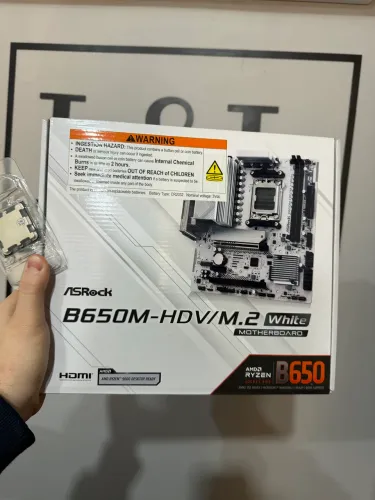 Kit ryzen 7 7700 8/16 + b650m asrock