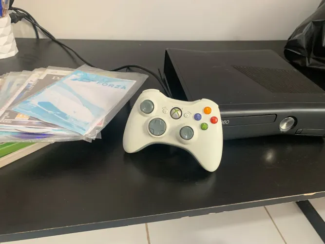 Xbox 360 Slim