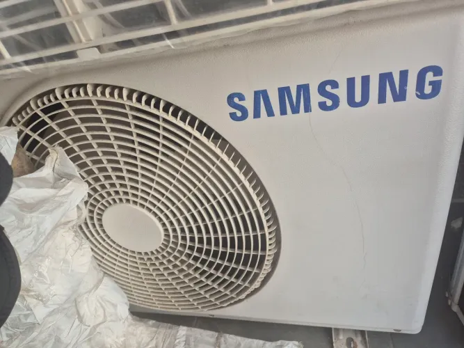 Ar condicionado