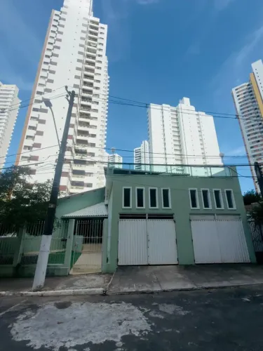 Casa a venda no Horto Florestal com 4 quartos em condominio fechado