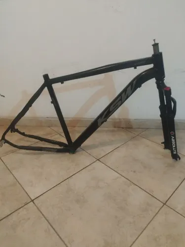 Quadro KSW e Suspensão Absolute 