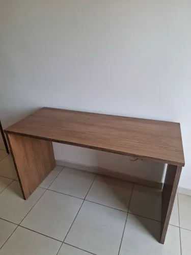 ESCRIVANINHA + CADEIRA