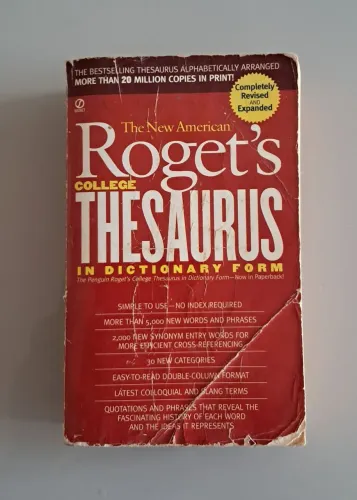 Livro The New American Reget's College Thesaurus in Dictionary Form