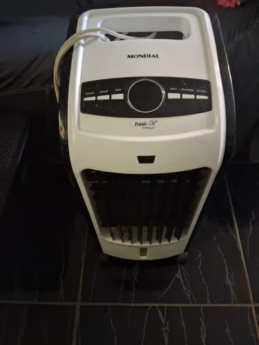 Climatizador de ar Mondial 220v