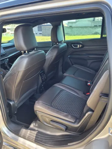 Jeep Commander Overland T270 1.3 TB Flex AUT 2023