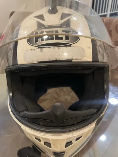 Capacete