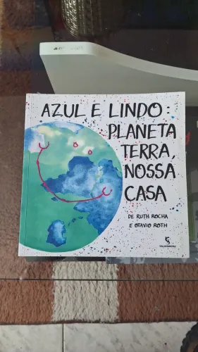 Azul e lindo planeta, terra nossa casa