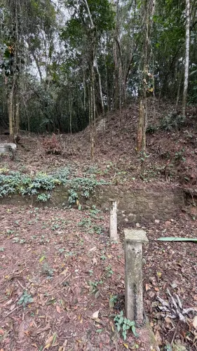 Guapimirim - Terreno em condomínio fechado com 739 m ²