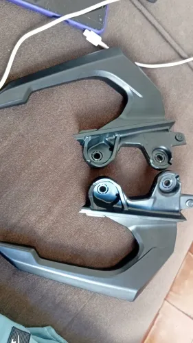 Vendo alça da titan fan estart 2026 nova