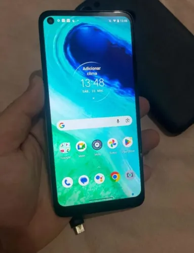Vendo Motorola G8 carregador Original R$ 300