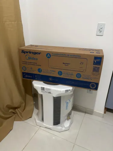 Vende-se AR-CONDICIONADO 
