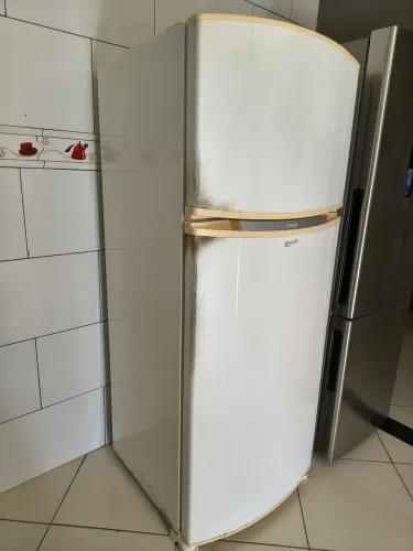 Vende-se geladeira Frost Free Consul 450 lts