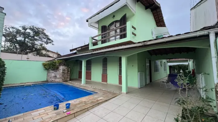 Casa para venda com 4 quartos em Balneário Josedy - Peruíbe - SP