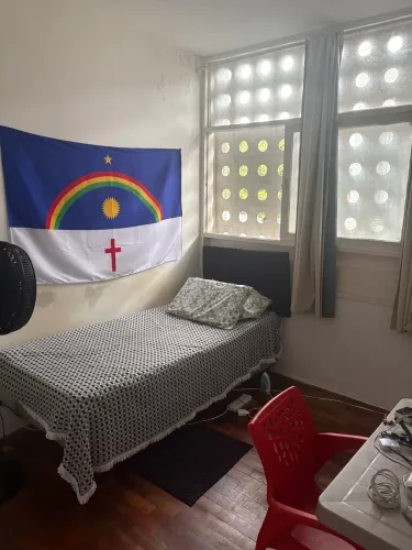 Quarto individual para alugar nas Graças - Tudo Incluso