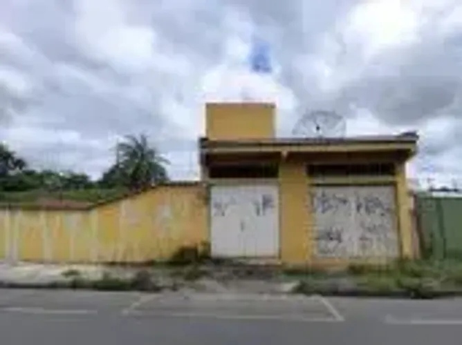 CASA COMERCIAL completo moradia, loja e espaço livre. Incrível imóvel comercial